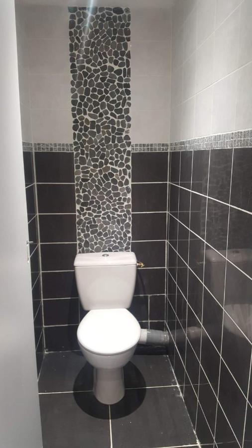 Appartement F2 Dans Le Centre Historique Le Puy-en-Velay Exterior foto